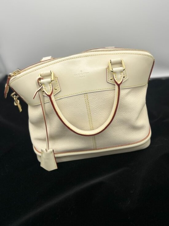 Louis Vuitton Handbags - Louis Vuitton | Lockit PM | Suhali Leather | Blanc | VINTAGE - Quiet Luxury